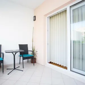 Baksi Apartment